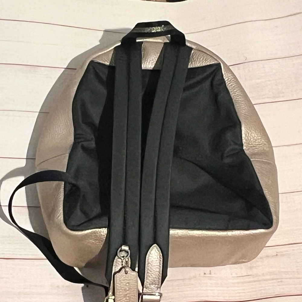 Medium Charlie Coach Gold Leather Backpack - Picture 3 of 3